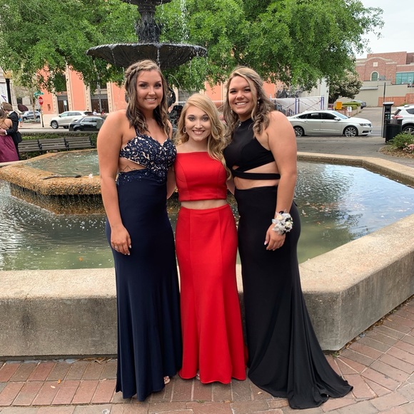 Red Prom Dress - Picture 3 of 4